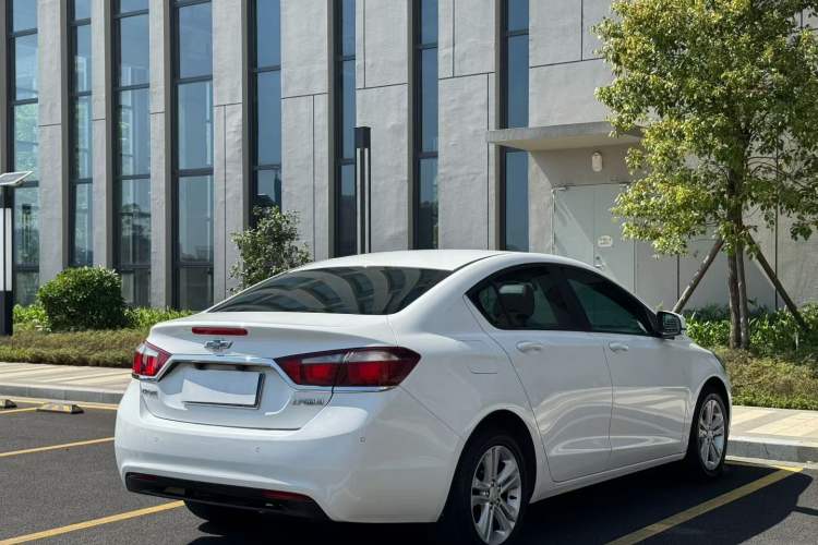 Used Chevrolet Cruze 2016 1.5L Automatic Luxury Edition
