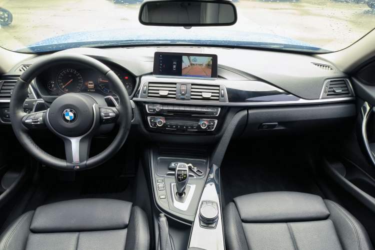 Used BMW 3 Series 2019 320Li M Sport Package Interior 1