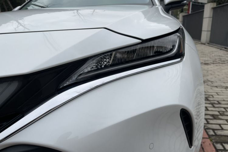 Used Toyota Harrier 2022 2.0L CVT Two-Wheel Drive Deluxe Edition