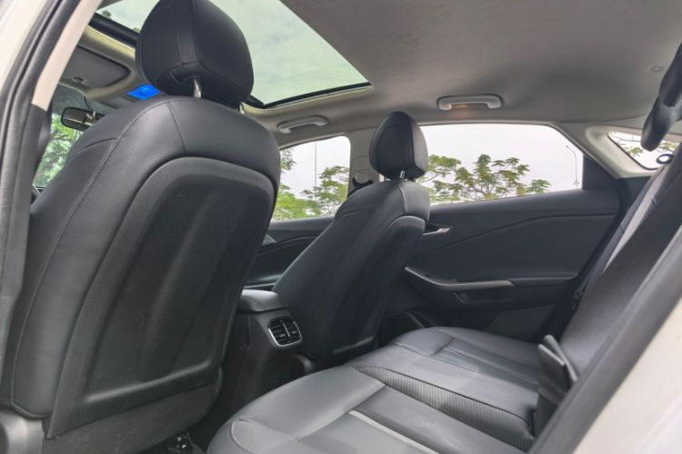 Used Honda Vezel 2020 1.5L CVT Pioneer Edition
