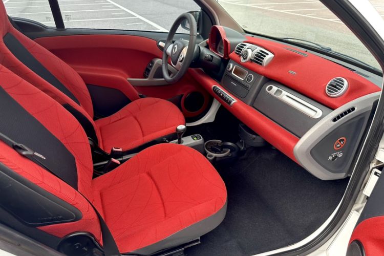 Used smart fortwo 2012 1.0 MHD Hardtop Passion Edition
