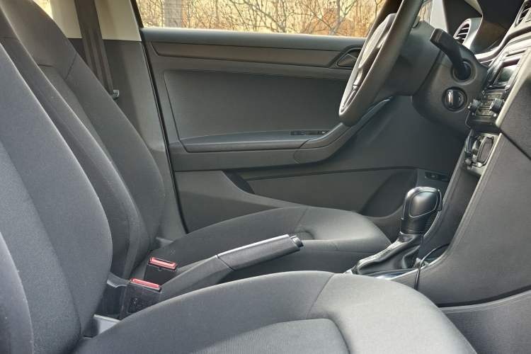 Used Volkswagen Jetta 2015 Value Edition 1.6L Automatic Fashion Version