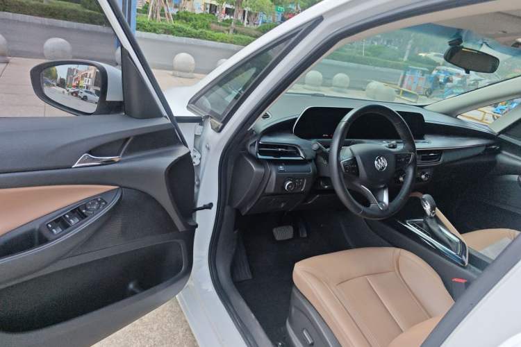 Used Buick GL6 2021 323T Mild Hybrid Connect Luxury Model