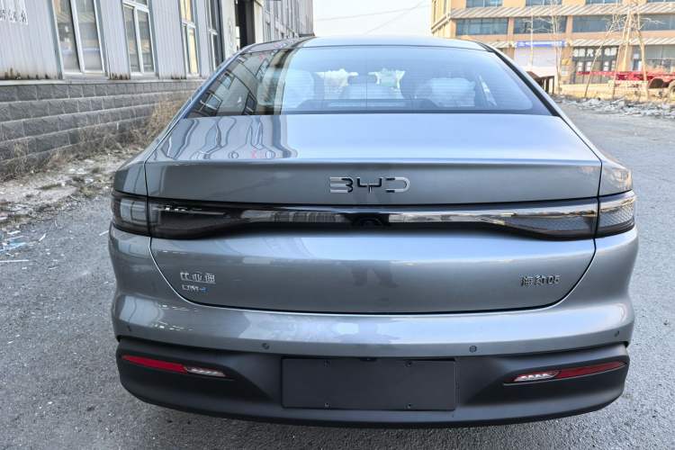 Used BYD Seal 05 DM-i 2025 DM-i Smart Drive 55KM Luxury Model Exterior 2