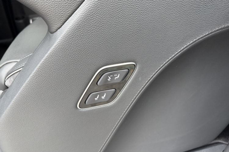 Used Hongqi HQ9 PHEV 2024 2.0T Four-Wheel Drive Luxury Edition