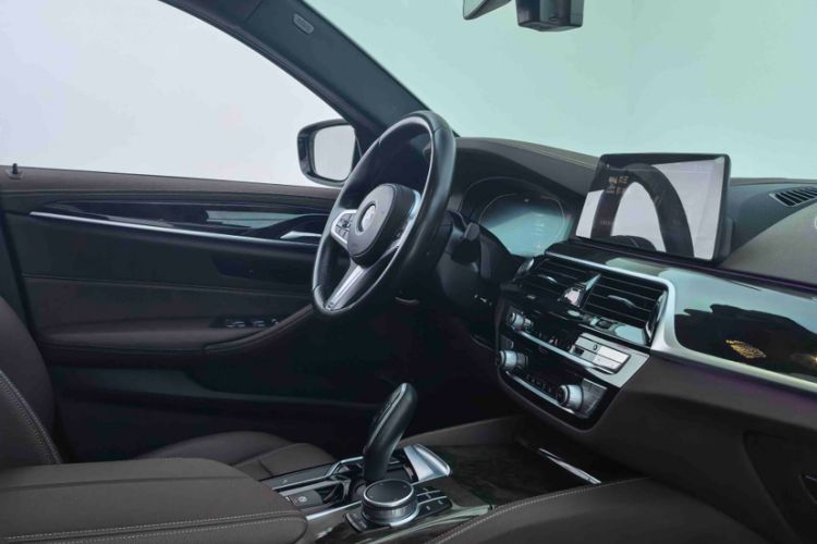 Used BMW 5 Series 2020 525Li M Sport Package Interior 5