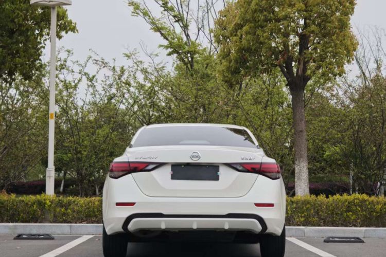 Used Nissan Sylphy 2022 1.6L XL CVT Enjoyment Edition Exterior 9