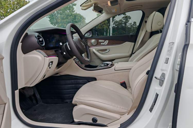 Used Mercedes-Benz E-Class 2018 Facelifted E 300 L Stylish Version
