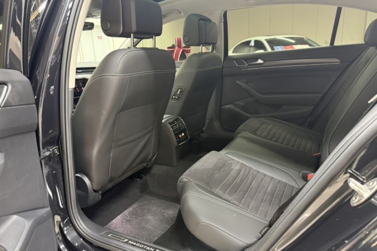 Used Volkswagen Magotan 2020 330TSI DSG Luxury Edition
