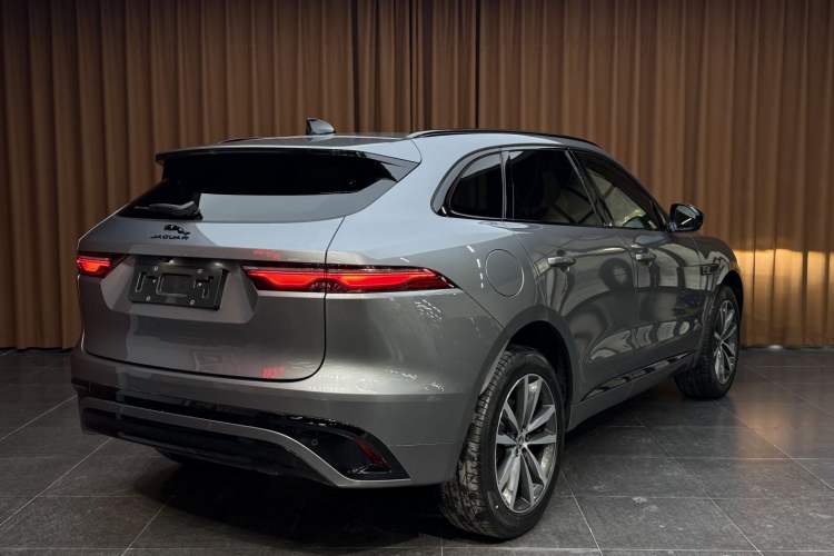 Used Jaguar F-PACE 2024 P250 R-Dynamic SE
