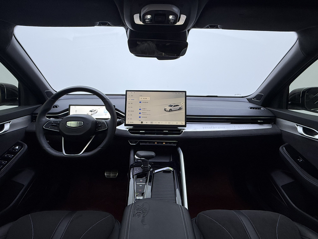 Geely Auto Preface 2025 Dongfang Yao 2.0TD Lanxing Edition — снимка 15