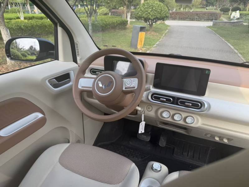 Used Wuling Hongguang MINIEV 2024 3rd Generation 215km Advanced Version — 35