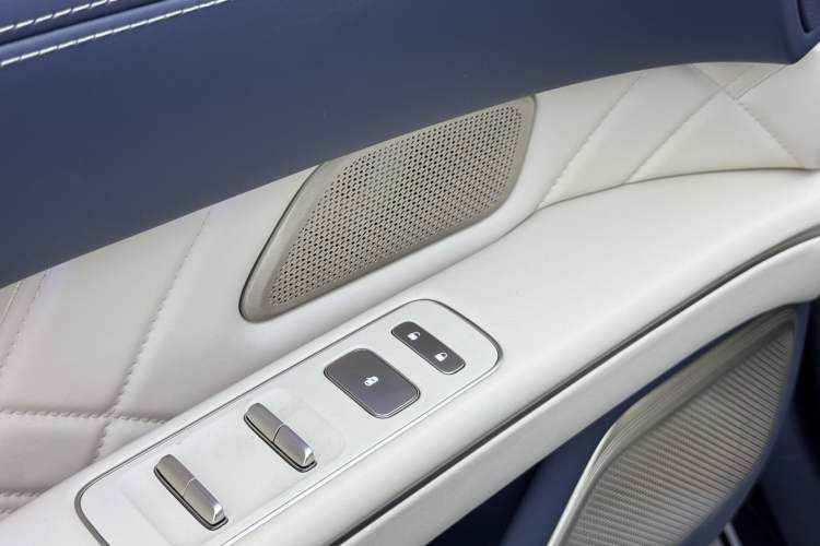 Used Nio ET9 2025 100kWh Signature Edition
