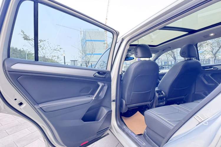 Used Volkswagen Tiguan L New Energy 2019 430 PHEV Hybrid Flagship Model Interior 9