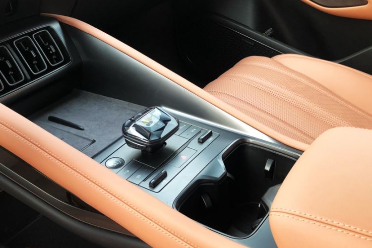 Used BYD Song L EV 2025 Intelligent Driving Version 662 km LiDAR Excellence Edition
