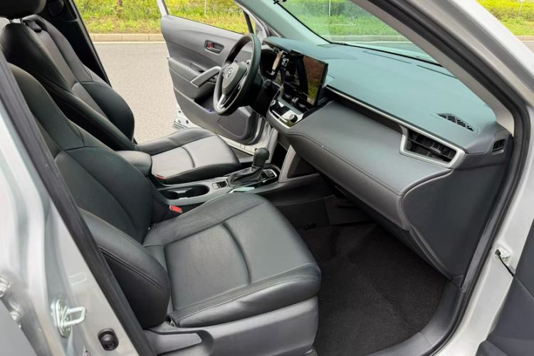 Used Toyota FRONTLANDER 2023 2.0L CVT Leading Edition