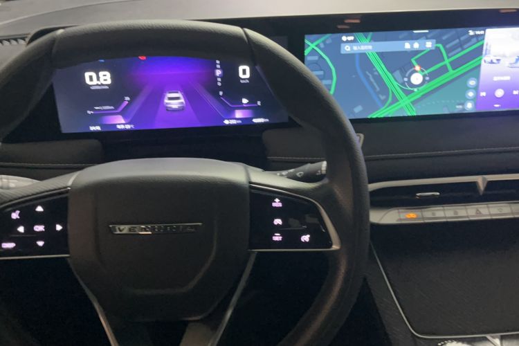 Used Venucia V 2021 260T Idol Edition