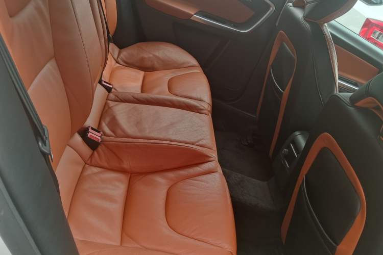 Used Volvo S60 2015 S60L 2.0T Smart Drive Edition
