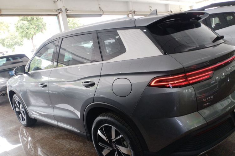 Used BYD Song Pro New Energy 2023 Champion Edition DM-i 71KM Navigation Model