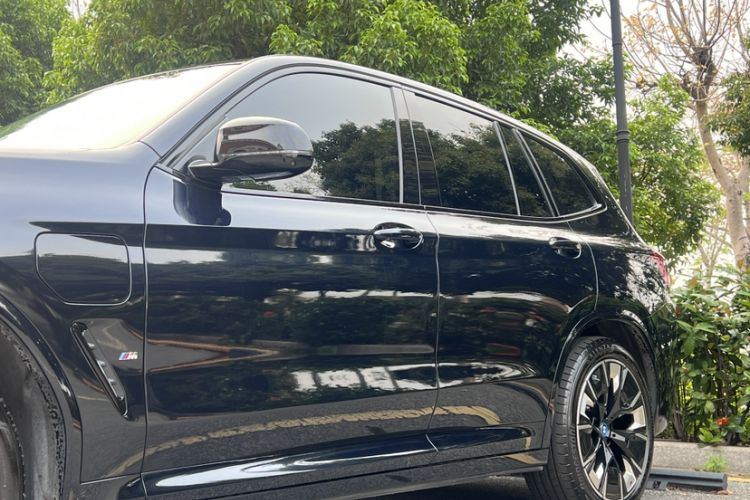 Used BMW iX3 2024 Leading Type Exterior 3