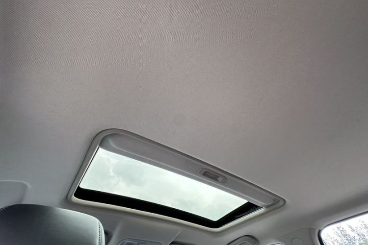 Used Dongfeng Fengon 580 2022 1.5T Automatic Luxury Version Headliner