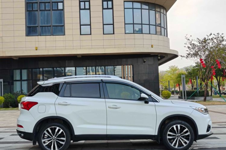 Used GAC Trumpchi GS4 2017 235T Manual Two-Wheel Drive Luxury Edition