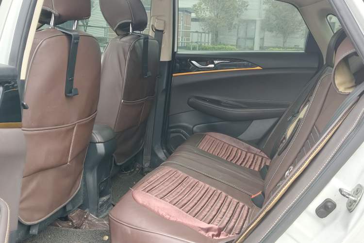 Used CHANGAN Eado DT 2018 1.6L Manual Enjoyment Model
