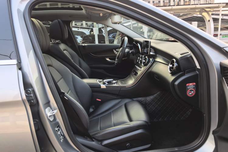 Used Mercedes-Benz C-Class 2016 C 200 L Sport Edition
