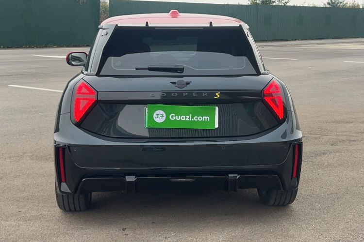 Used MINI Electric MINI COOPER 2024 452km COOPER SE Racing Driver