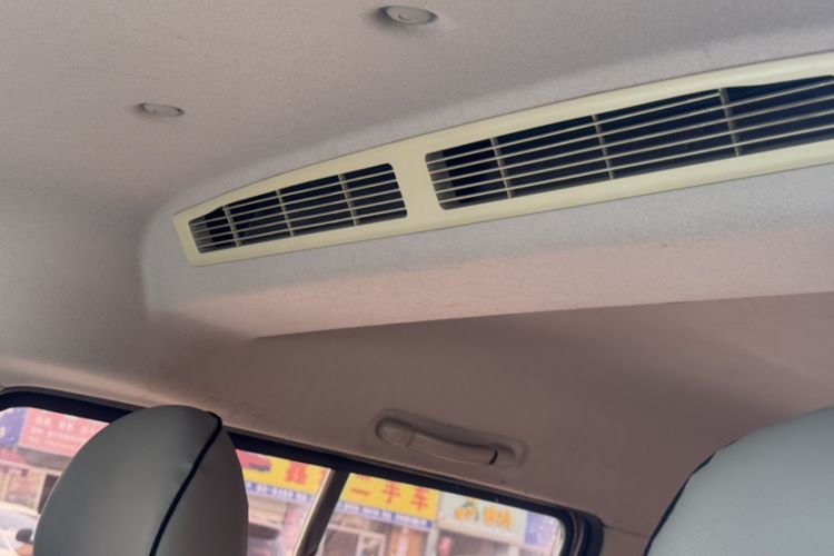 Used FORTHING Lingzhi 2020 M5L 2.0L Base Model 9 Seats
