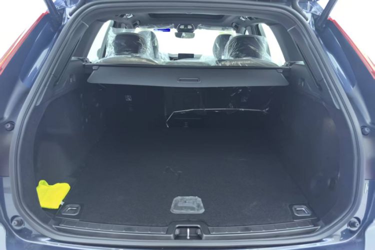 Used Volvo XC60 2026 B5 4x4 Smart Luxury Edition