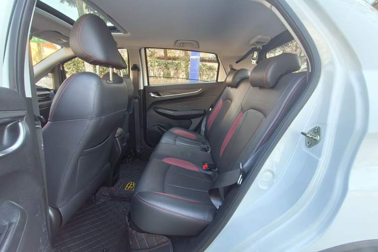 Used Geely Auto Vision X3 2021 PRO 1.5L CVT Deluxe Model
