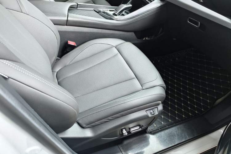 Used Dongfeng Aeolus AX7 2020 1.6T Automatic AI Flagship Version China VI Standard