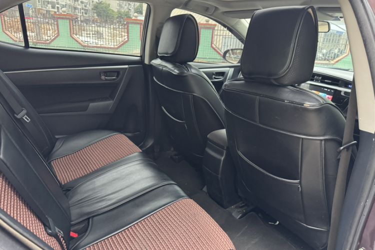 Used Toyota Levin 2016 Dual-Engine 1.8H GS E-CVT Elite Model with Sunroof