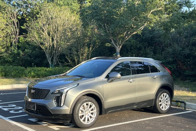 Used Cadillac XT4 2018 28T Two-Wheel Drive Tech Version
