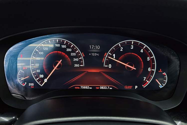 Used BMW 5 Series 2019 Facelifted 530Li Leading Edition M Sport Package
