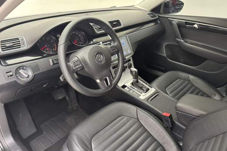 Used Volkswagen Magotan 2013 1.8TSI Luxury Model
