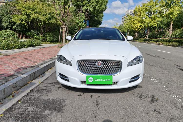 Used Jaguar XJ 2015 XJL 2.0T Two-Wheel-Drive Elegant Business Edition