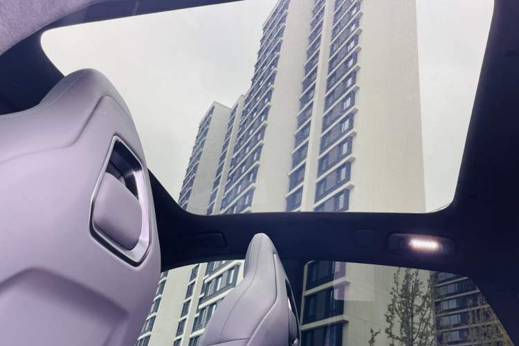 Used Zeekr 001 2025 YOU Edition 100 kWh All-Wheel Drive
