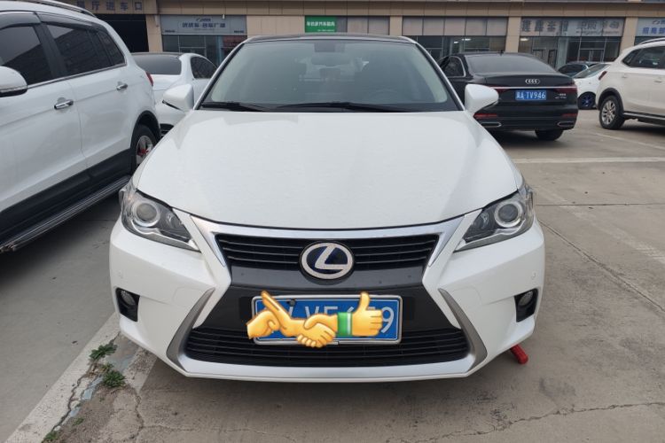 Used Lexus CT 2014 CT200h Comfort Edition Two-Tone
