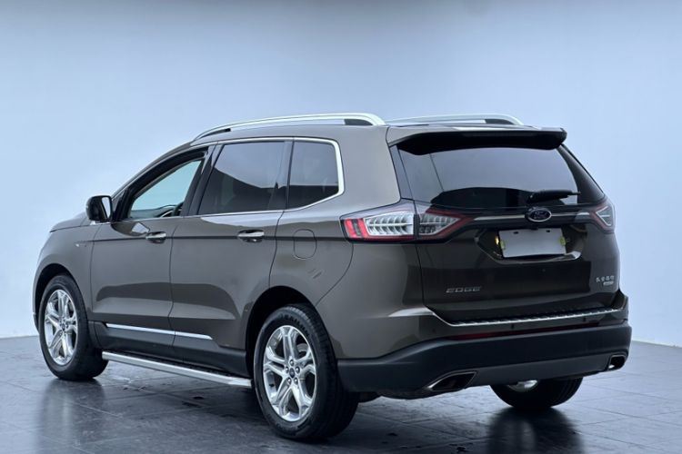 Used Ford Edge 2016 EcoBoost 245 Two-Wheel-Drive Titanium 7-Seater
