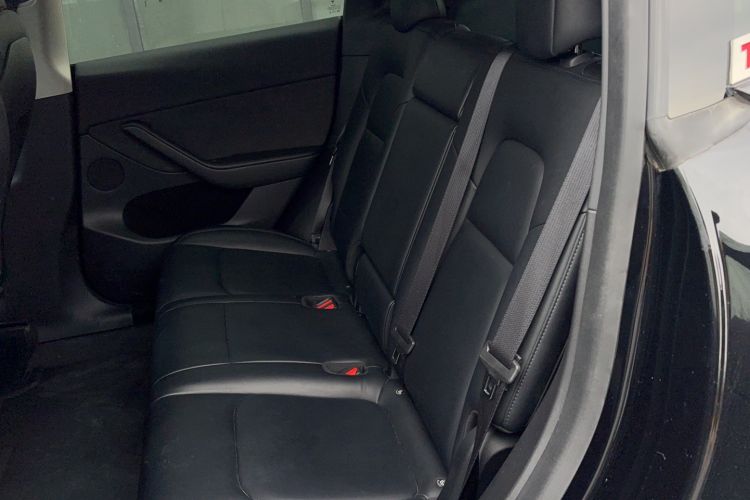 Used Tesla Model Y 2022 Rear-Wheel-Drive Version
