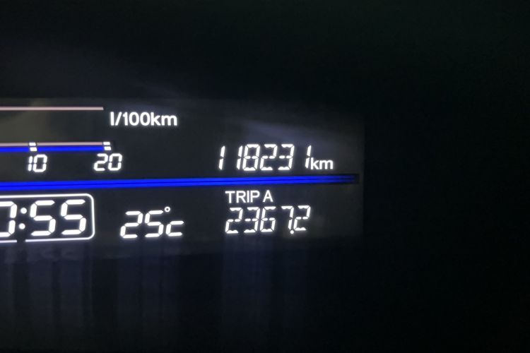 Used Honda Jade 2017 1.8L automatic Comfort version 5 seats Odometer Close Up