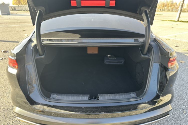 Used BYD Han L 2025 EV 701 km LiDAR Flagship Edition
