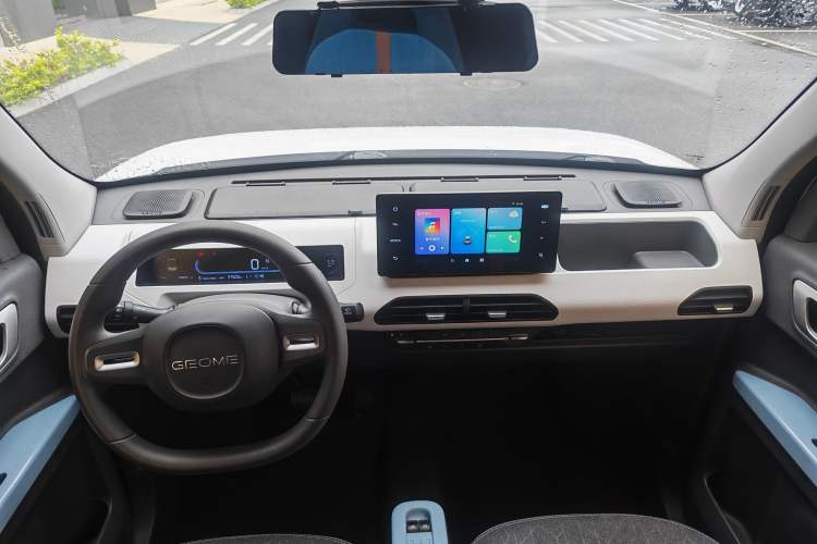 Used Geely Galaxy Panda 2024 Panda Mini 200km Longteng PRO Edition