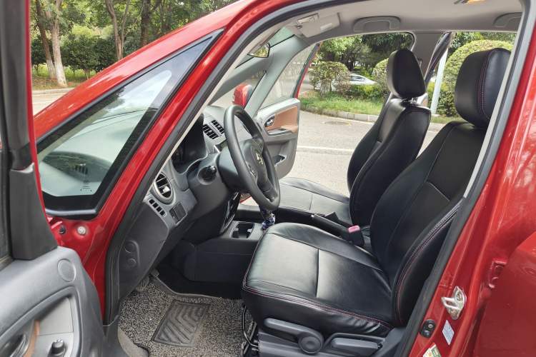 Used Suzuki SX4 2016 1.6L Automatic Classic Edition
