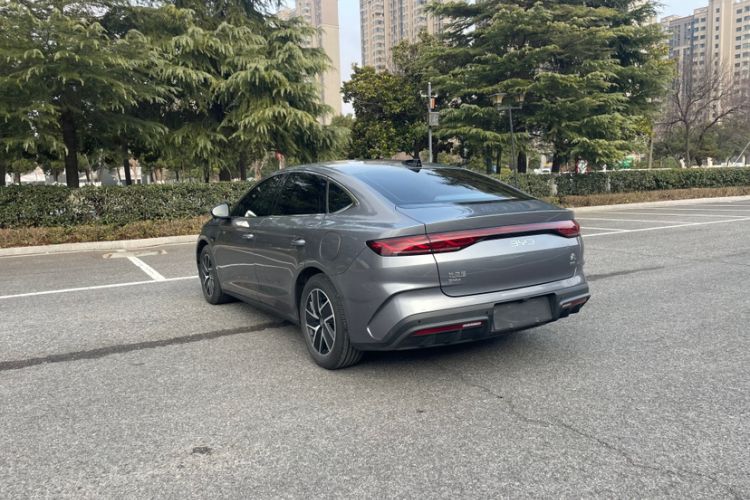 Used BYD Qin L 2025 DM-i Smart Drive 120KM Leading Model