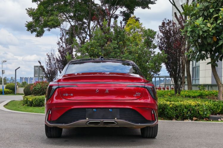 Used Hongqi H6 2023 2.0T ZhiZhen Edition