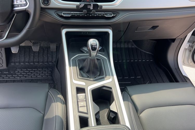 Used Geely Auto Vision X6 2020 1.4T Manual Luxury Model