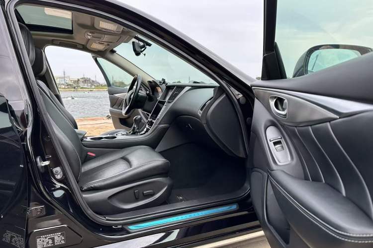 Used Infiniti Q50L 2015 2.0T Enjoyment Edition